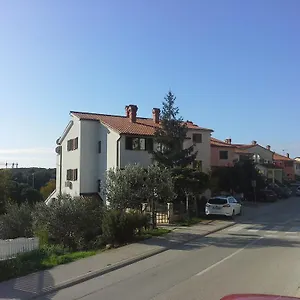 Liliana Apartman Póla